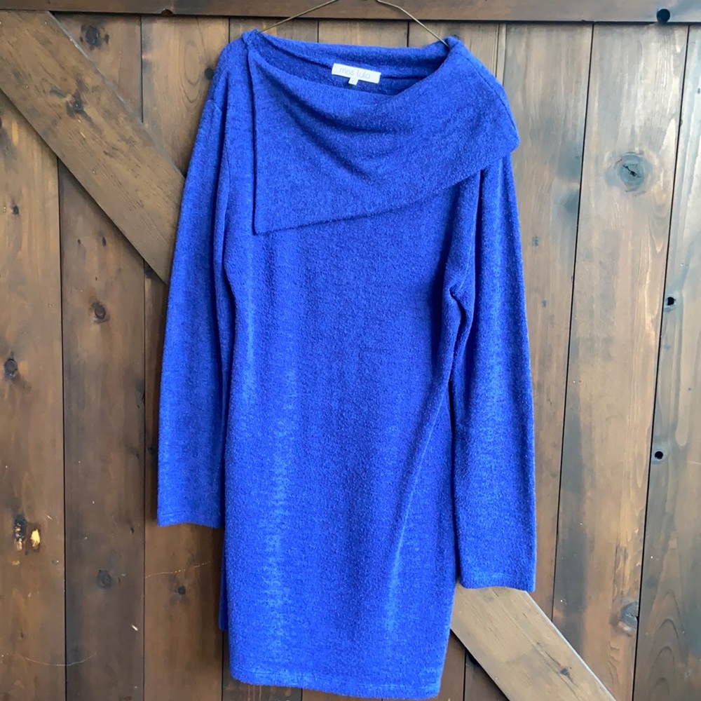Miss Lulo size L sweater dress